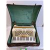 Image 1 : Hohner Brand Accordion - Carola Model w/Carrying Case  - CANNOT SHIP