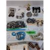 Image 3 : Costume Jewlery - Earrings, Bracelets, & Necklaces - Assorted