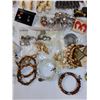 Image 5 : Costume Jewlery - Earrings, Bracelets, & Necklaces - Assorted