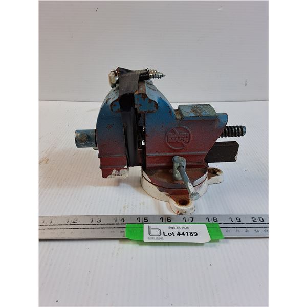 Bench Mark 3.5" Bench Mount Vise w/Bolt Hardware- -PICK UP