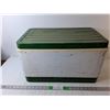 Image 1 : Porta-Frig Vintage Cooler 20.5" x 12" x 12.5", Pickup Preferred