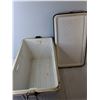 Image 3 : Porta-Frig Vintage Cooler 20.5" x 12" x 12.5", Pickup Preferred