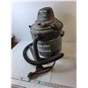 Image 1 : *6.5 Gallon Wet/Dry Shop Vac- Powers On, No Wheels, Cannot Ship