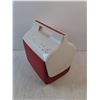 Image 2 : Igloo Pizza Hut Cooler 11" x 8" x 11"