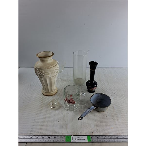 Porcelain And Glass Vases, Misc