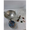 Image 2 : Miscellaneous Glasses, Clay Pot, Metal Strainer