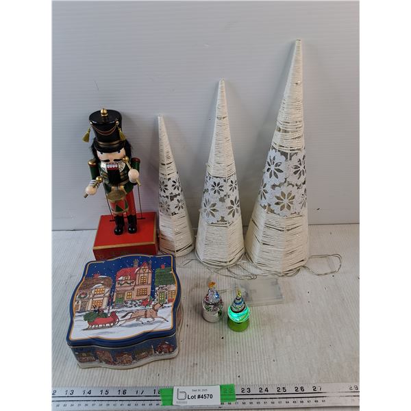 Musical Nut Cracker, Light Up Christmas Decor, Christmas Tin Box