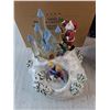 Image 3 : Avon Santa's Magical Castle Musical, Christmas Ceramic Tea Pot