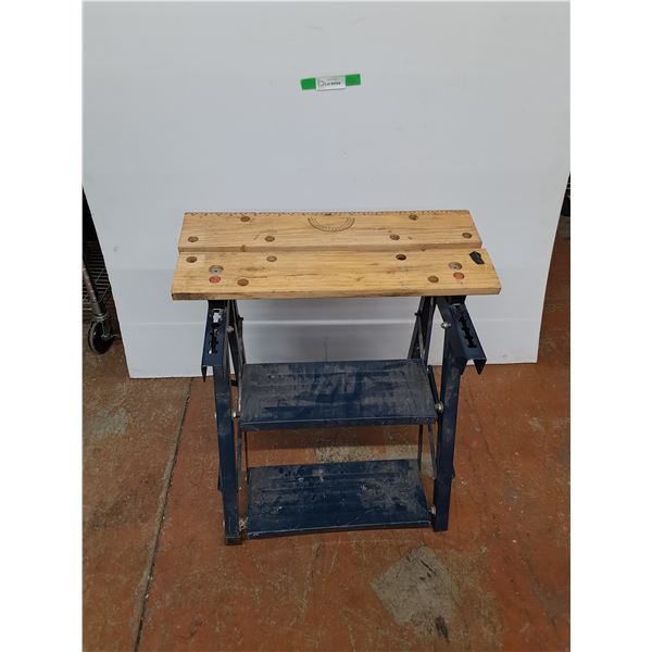 Folding Carpenters Work Bench 24" x 21" x 22" - Cannot Ship