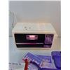Image 4 : Easy-Bake Oven & Snack Center with Accessories - Powers On
