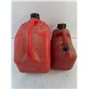 Image 2 : (2) Jerry Cans (10L & 4.7L)