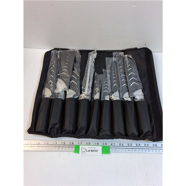 Chef Knives Set - 8 Piece Set - In Carrying Bag
