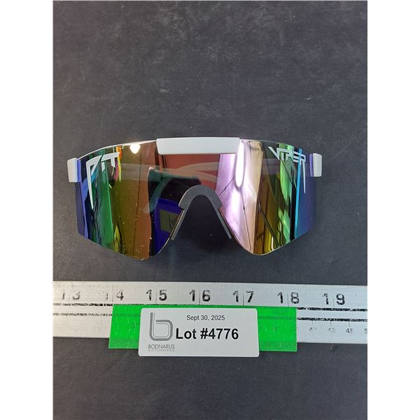 Pit Viper Sunglasses - CANNOT GUARANTEE AUTHENTICATION