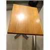 Image 2 : TABLE BISTRO 30"x24"x29"