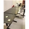 Image 2 : TABLE BISTRO DESSU EN PIERE 30"x24"x30"