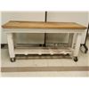 Image 1 : TABLE EN BOIS MOBILE