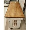 Image 2 : TABLE EN BOIS MOBILE