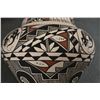 Image 12 : ACOMA POTTERY VASE (L VALLO)
