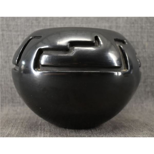 SANTA CLARA POTTERY BOWL (MARGARET TAFOYA)