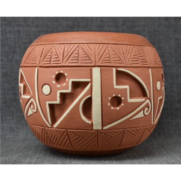 SAN JUAN POTTERY BOWL (ROSITA DE HERRERA)