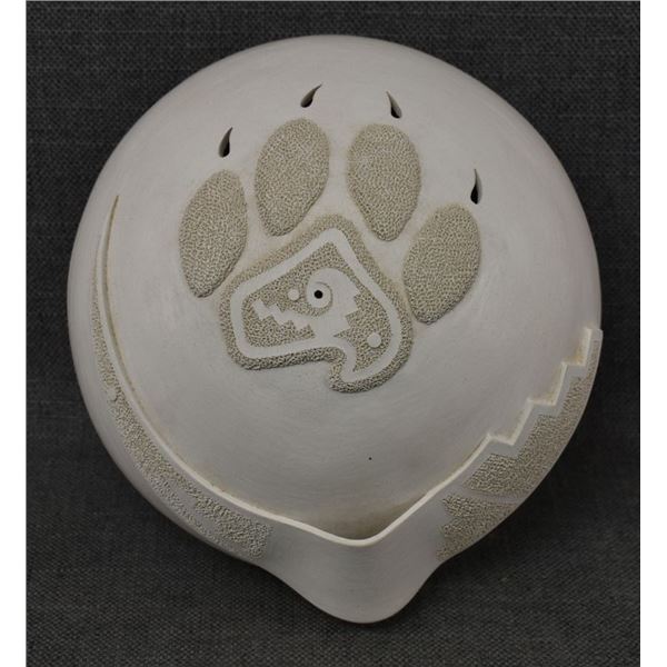 ACOMA POTTERY SEED JAR (WILFRED GARCIA)