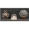 Image 2 : THREE ACOMA POTTERY ITEMS (M RAY)