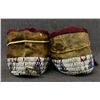 Image 4 : SIOUX FULLY BEADED MOCCASINS