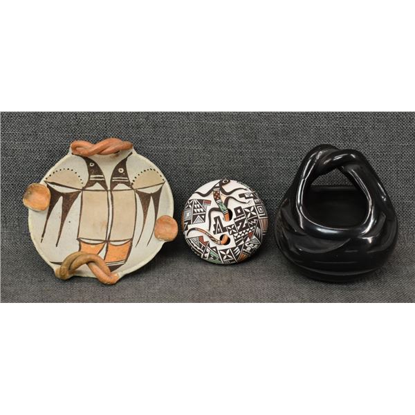 ACOMA POTTERY SEED & SANTA CLARA POTTERY BASKET