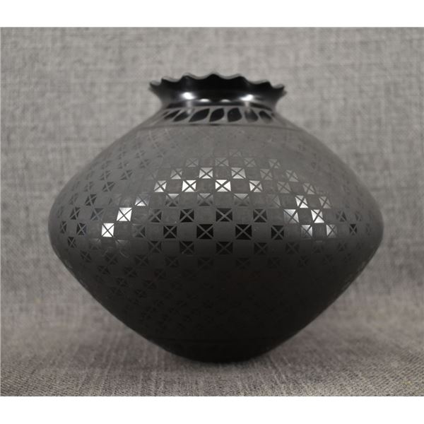 MATA ORTIZ POTTERY OLLA (HILARIO QUESADA)