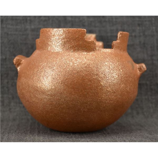 JICARILLA APACHE POTTERY VASE (SHELDON NUNEZ -VELARDE)