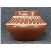 Image 4 : SAN ILDEFONSO POTTERY VASE (KATHY N GUTIERREZ)