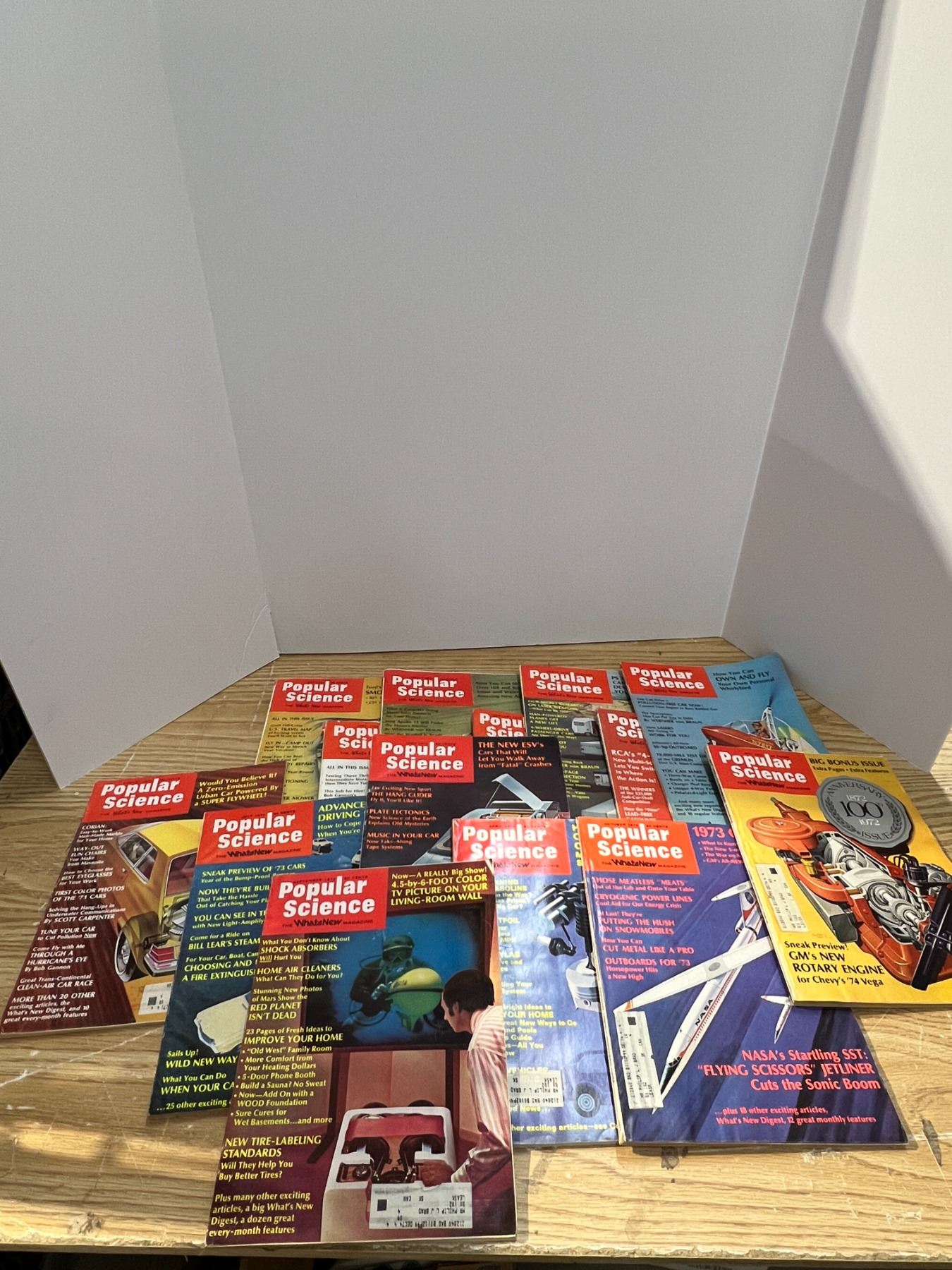 Collection of Magazines Popular Science 70'72' - Schmalz Auctions