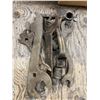 Image 1 : Miscelleneous Hardware Tools