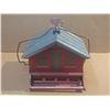 Image 1 : Squirrel Feeder.