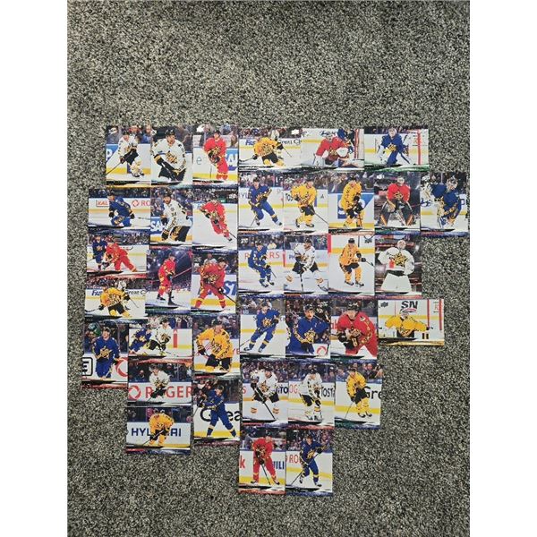 Hockey Card Lot (37 cards) featuring current NHL all stars such as McDavid, Mackinnon and Draisaitl 