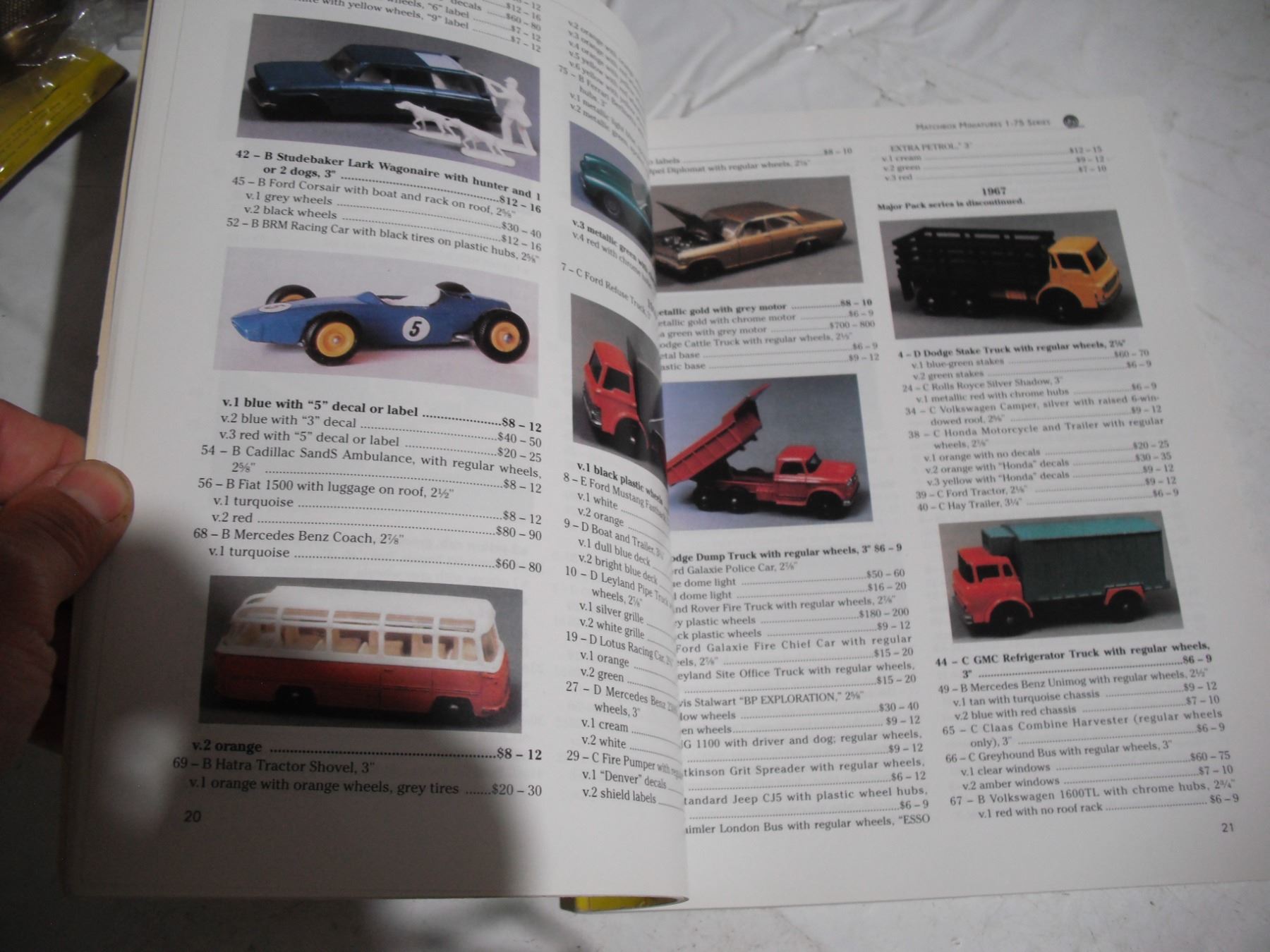 Matchbox Identification Guide Matchbox toys 1947-1996 identification $ value guide