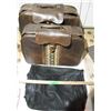Image 1 : Vintage travel luggage