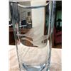 Image 3 : #528: Thick 0.5’’ (1.3 cm) glass vase with etching of 2 Canada geese. Base 4[x=#82