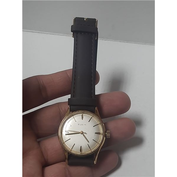 VINTAGE ELGIN 17J M/W  RUNS