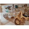 Image 2 : Misc items, Picture Display Stands