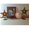 Image 1 : Matted Door Photo, Plaster Face Wall Décor, Star Tealight Holders