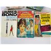 Image 3 : 911 - 5 Vintage Pulp Paperback books
