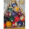Image 2 : Billiard balls set