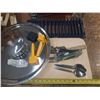 Image 2 : Lot of Kitchen Items.