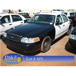 2001 FORD CROWN VIC POLICE CAR,