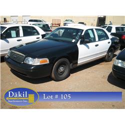 2000 FORD CROWN VIC POLICE CAR,