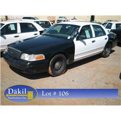 2000 FORD CROWN VIC POLICE CAR,