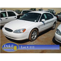 2000 FORD TAURUS SE,
