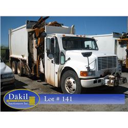 2002 INTERNATIONAL 4900 REFUSE TRUCK,