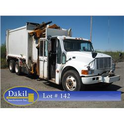 2002 INTERNATIONAL 4900 REFUSE TRUCK,